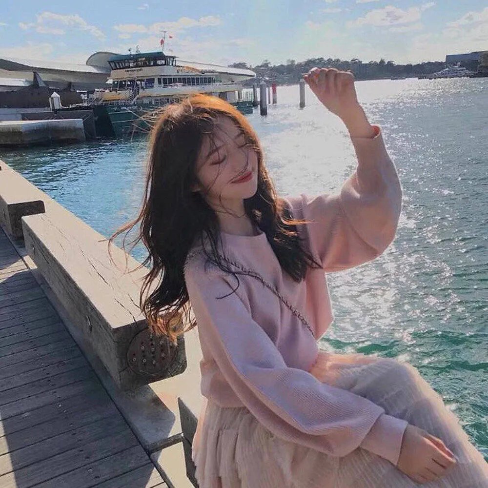 花花公子之千面女陪游